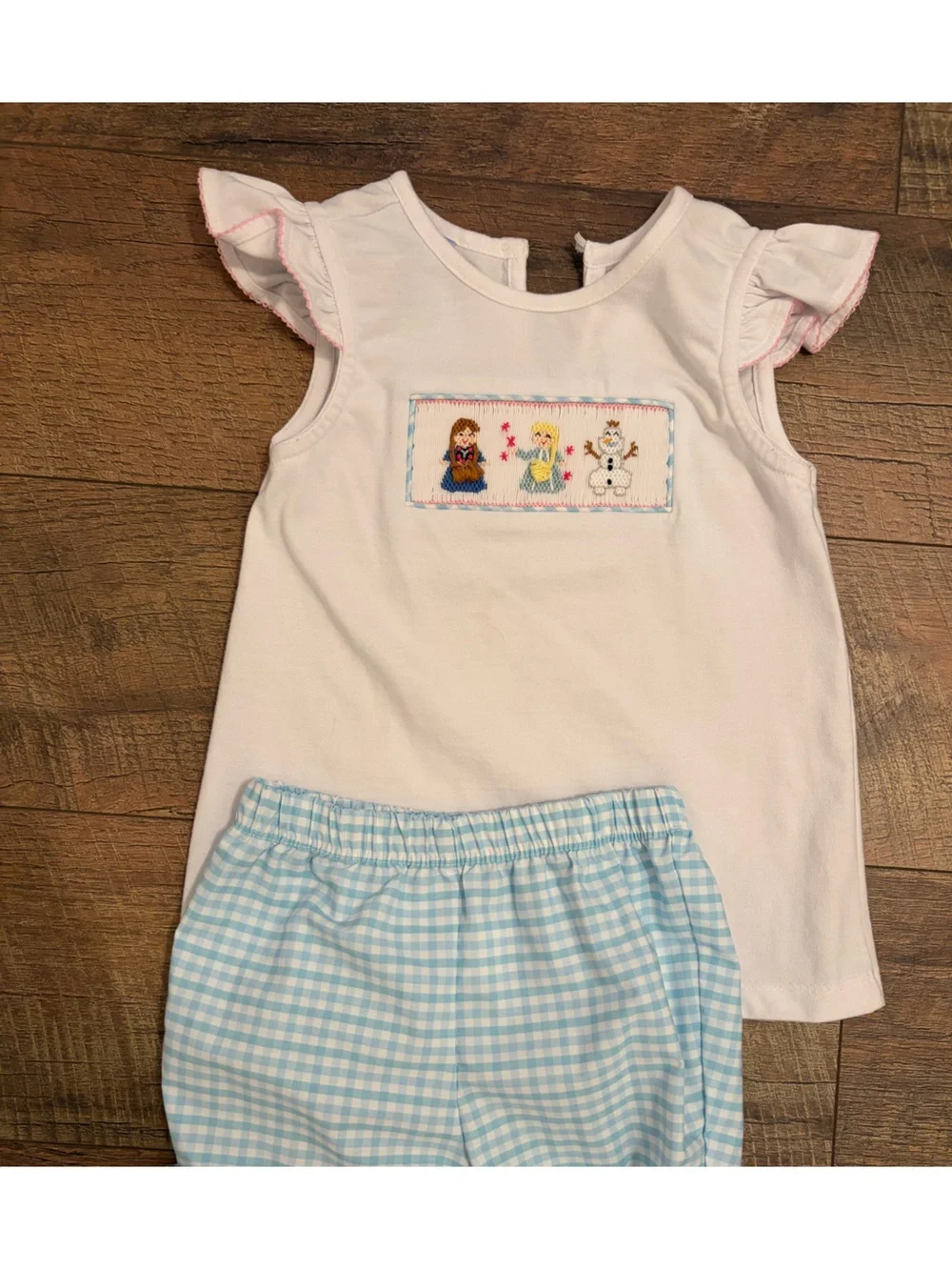 Classic Whimsy Smocked Frozen short set